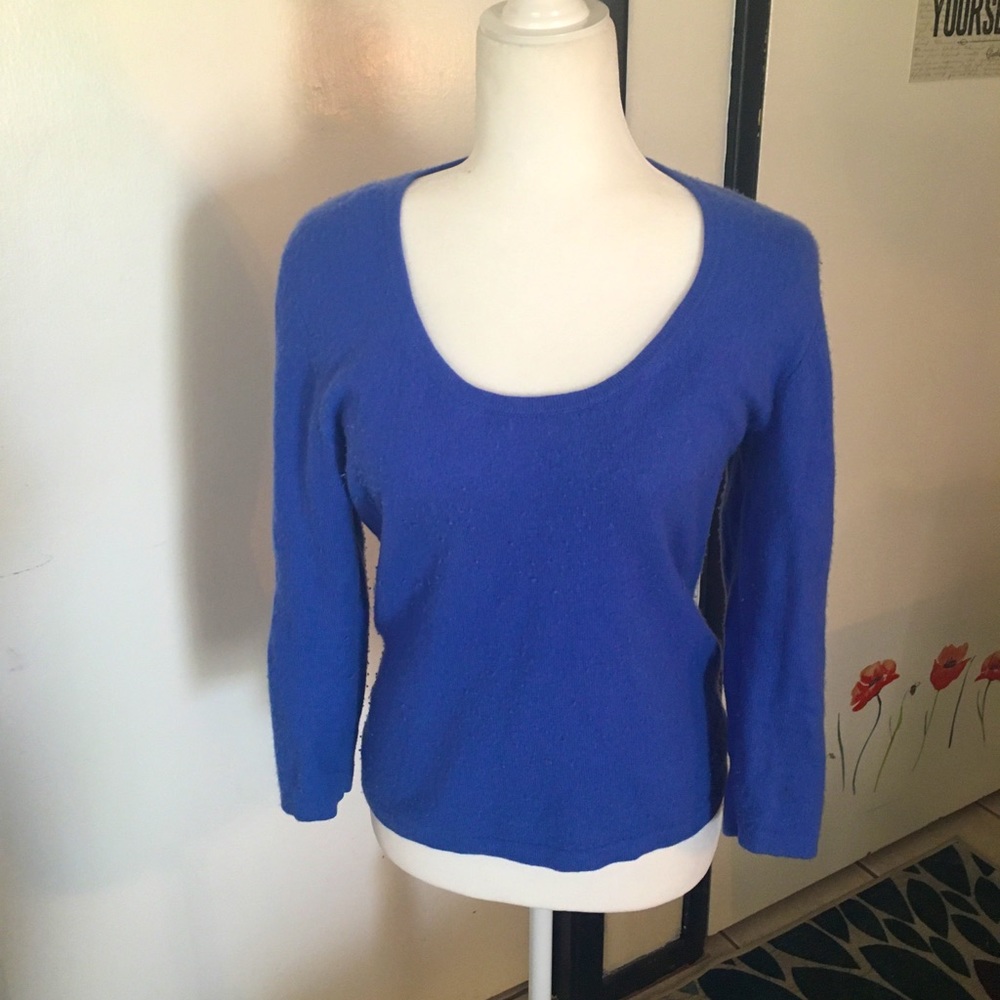 Micheal Kors periwinkle scoop neck sweater